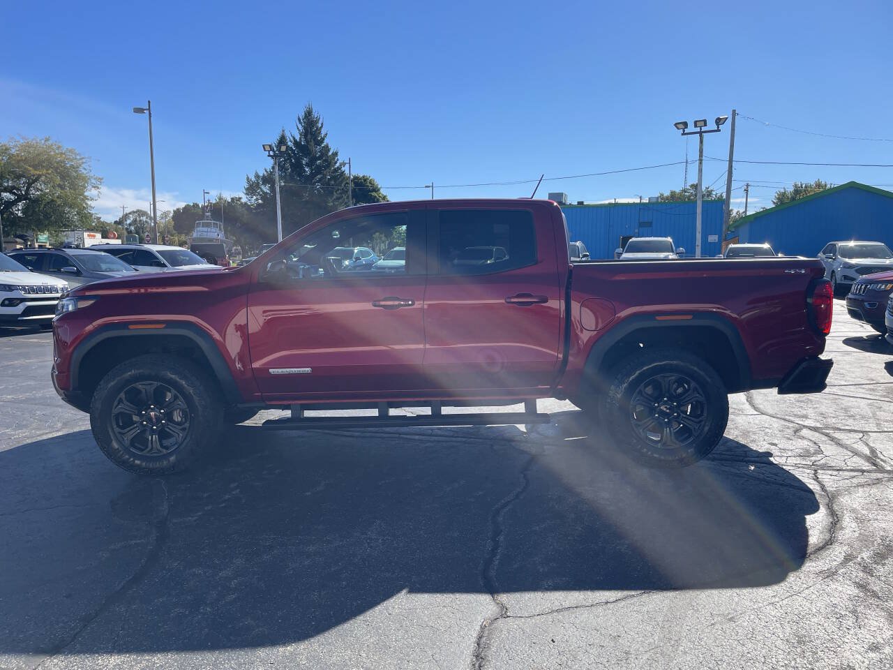 Used 2024 GMC Canyon Elevation w/ Convenience Package AWD/4WD image 7