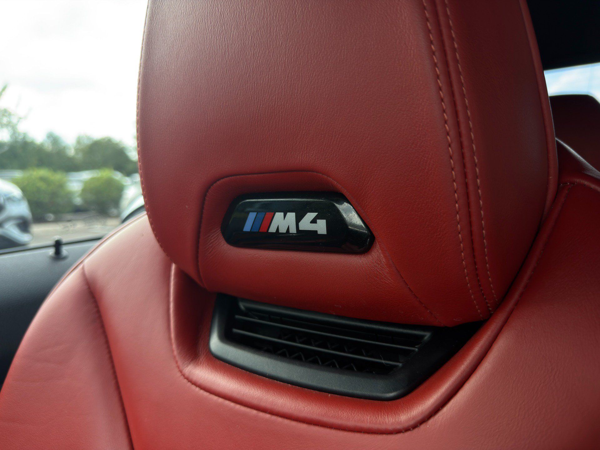 Used 2019 BMW M4 Convertible w/ Competition Package RWD image 31