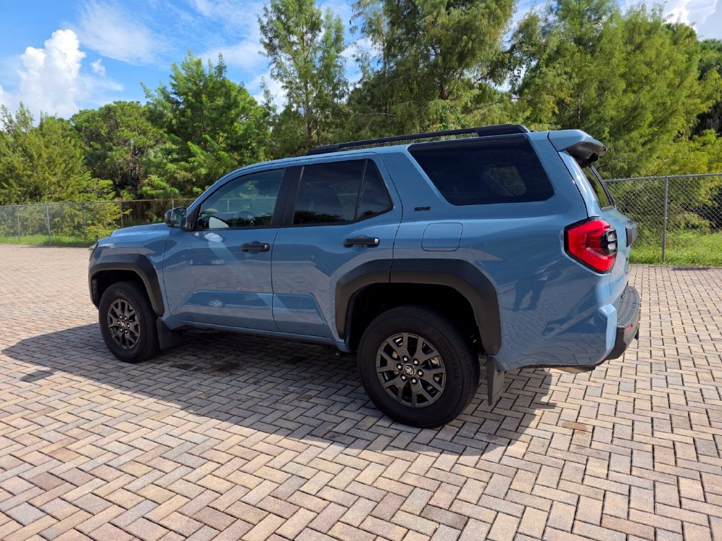 Certified 2026 Toyota 4Runner SR5 AWD/4WD image 9