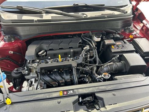 Used 2025 Hyundai Venue SEL FWD image 29