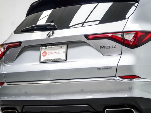 Used 2023 Acura MDX SH-AWD w/ Advance Package image 14