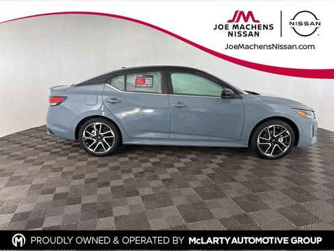 Certified 2025 Nissan Sentra SR image 4