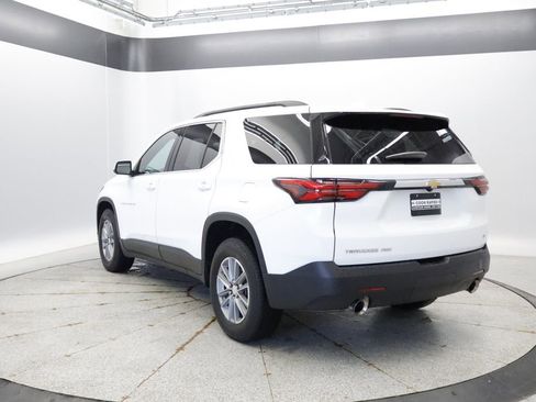 Used 2022 Chevrolet Traverse LT AWD/4WD image 3
