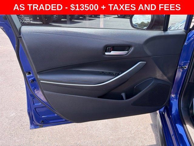 Used 2020 Toyota Corolla SE w/ SE Premium Package FWD image 12