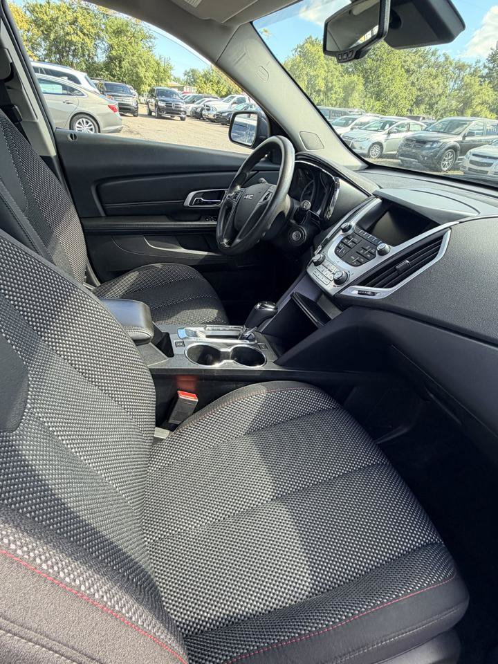 Used 2017 GMC Terrain SLE FWD image 15