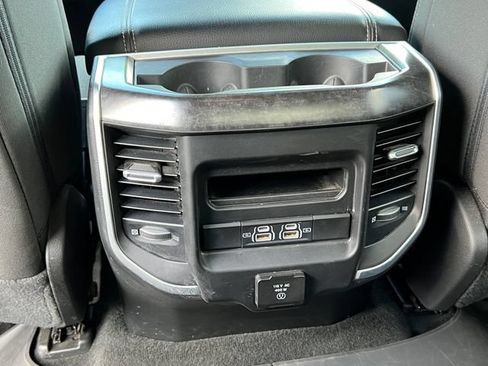 Used 2022 RAM 1500 Big Horn AWD/4WD image 38
