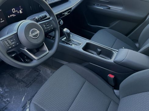 Certified 2025 Nissan Kicks S image 10