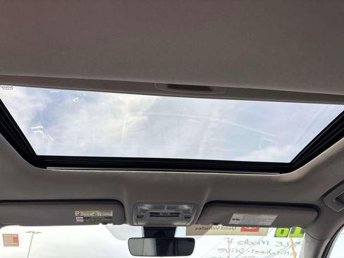 Certified 2018 Toyota Highlander XLE image 11