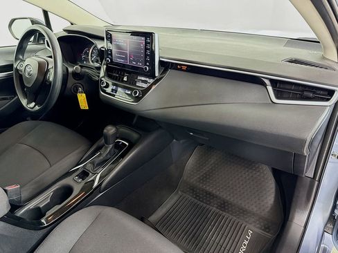 Certified 2020 Toyota Corolla LE FWD image 29