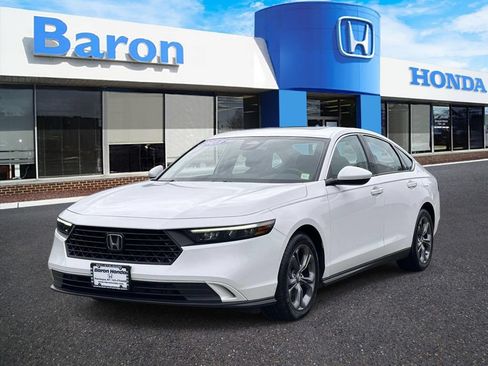 Used 2023 Honda Accord EX image 2