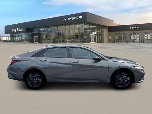 New 2026 Hyundai Elantra Sport FWD image 9