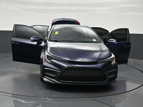 Used 2020 Toyota Corolla SE FWD image 39
