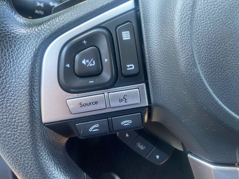 Used 2017 Subaru Outback 2.5i AWD/4WD image 12
