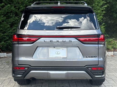 New 2026 Lexus LX 600 4WD w/ Accessory Package (2T) image 6