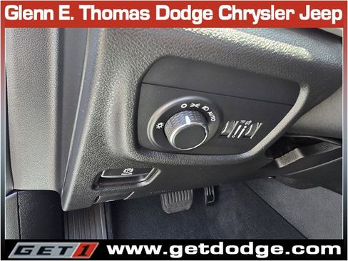 Used 2023 Jeep Grand Cherokee L Laredo RWD image 19
