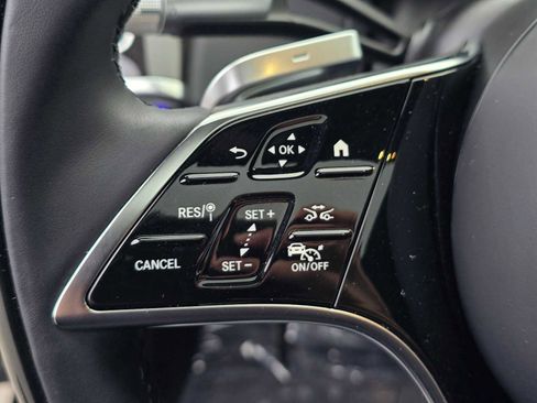 Used 2024 Mercedes-Benz S 580e 4MATIC Sedan image 35