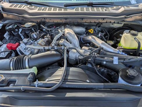 New 2026 Ford F250 Lariat w/ FX4 Off-Road Package image 59