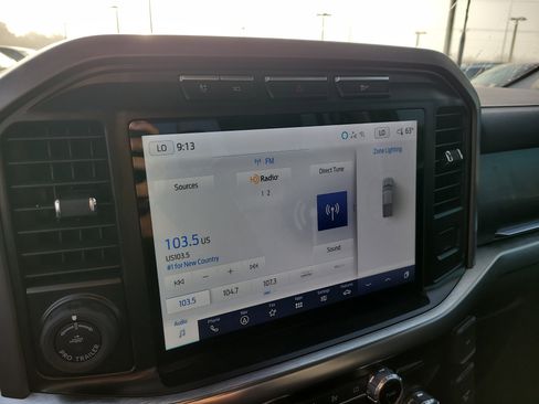 Used 2023 Ford F150 Lariat w/ Trailer Tow Package image 22