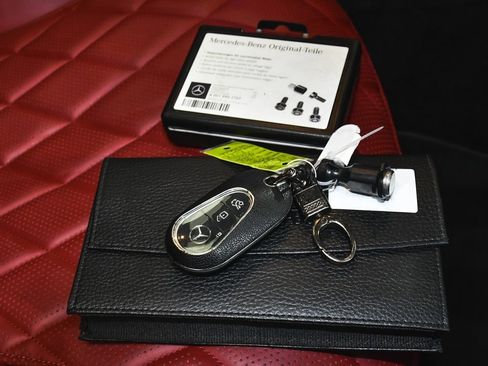 Used 2023 Mercedes-Benz S 580e 4MATIC Sedan image 79