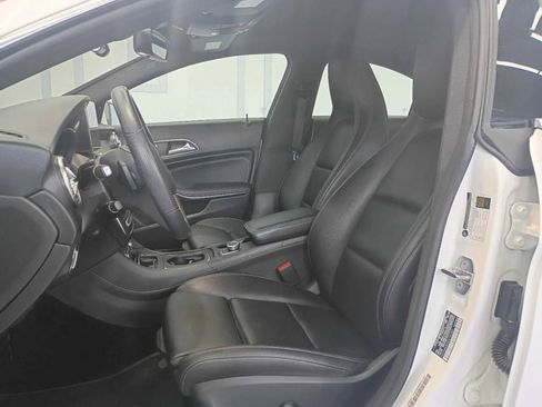 Used 2019 Mercedes-Benz CLA 250 4MATIC image 17