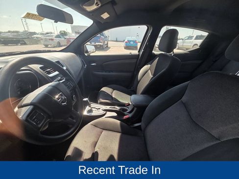 Used 2013 Dodge Avenger SE FWD image 12