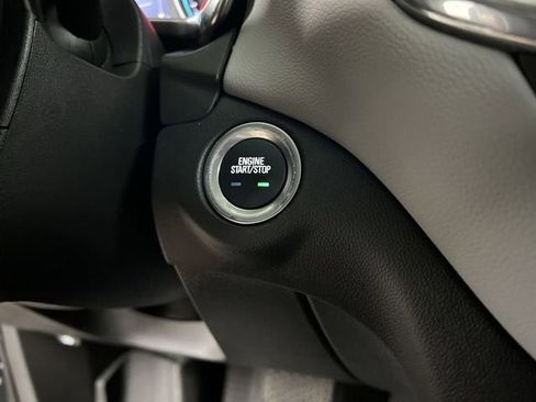 Certified 2023 Chevrolet Equinox LS w/ LS Convenience Package image 16