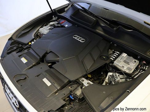 Used 2022 Audi Q8 Premium Plus image 41