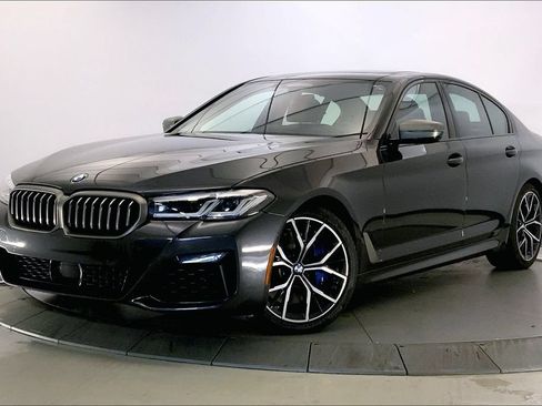 Used 2022 BMW M550i xDrive w/ Executive Package AWD/4WD image 11
