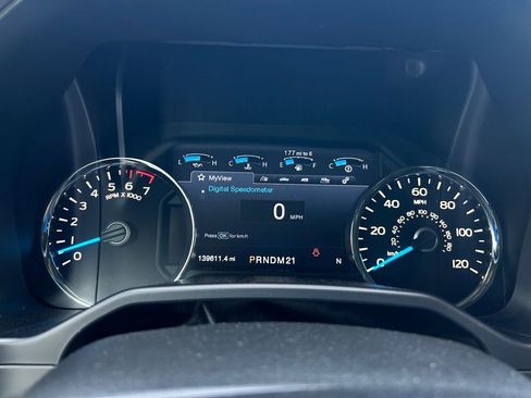 Used 2016 Ford F150 Lariat w/ Equipment Group 501A Mid AWD/4WD image 24