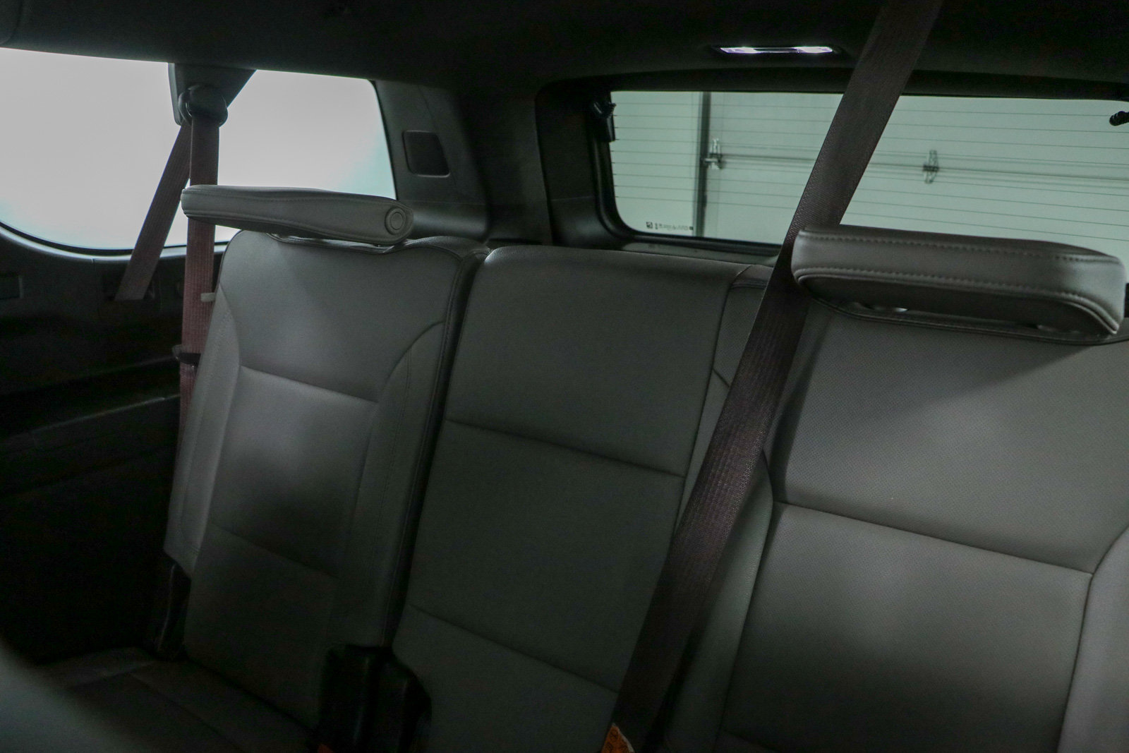 Used 2022 GMC Yukon XL SLT w/ SLT Premium Package RWD image 30