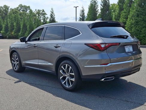 Used 2024 Acura MDX w/ Technology Package AWD/4WD image 4