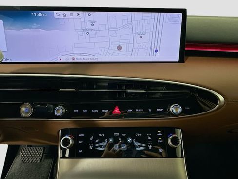 New 2026 Genesis GV70 2.5T Advanced image 12