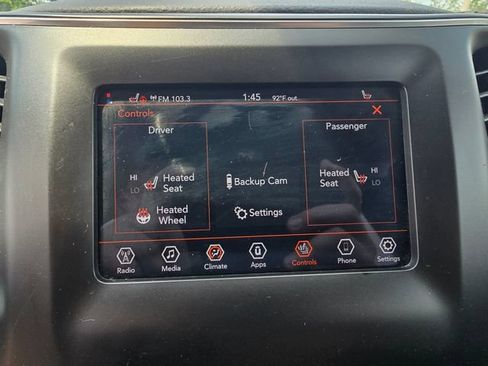 Used 2020 Jeep Cherokee Latitude w/ Cold Weather Group AWD/4WD image 21