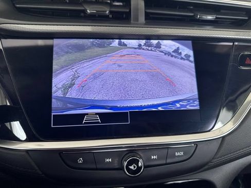Used 2023 Buick Encore GX Select w/ Sport Touring Package FWD image 27