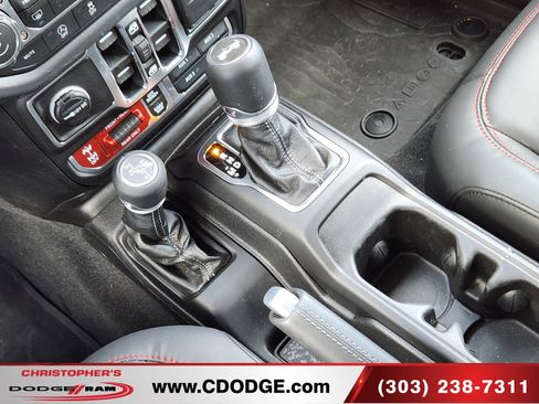 Used 2026 Jeep Wrangler Unlimited Rubicon AWD/4WD image 14