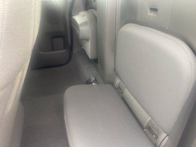 Used 2019 Nissan Frontier SV w/ Value Truck Package AWD/4WD image 11