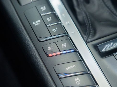 Used 2017 Porsche Macan AWD/4WD image 47