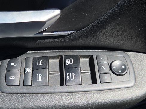 Used 2019 RAM 1500 Big Horn image 28