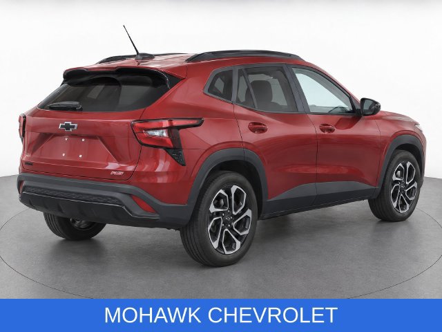 Certified 2024 Chevrolet Trax RS FWD image 5