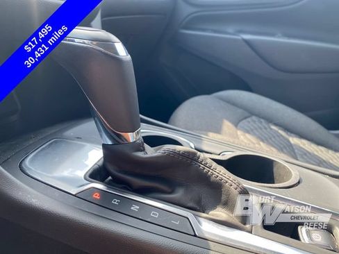 Used 2019 Chevrolet Equinox LT w/ Driver Convenience Package FWD image 28