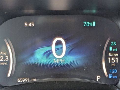 Used 2017 Chrysler Pacifica Platinum FWD image 11