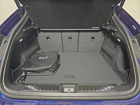 New 2026 Porsche Macan 4 Electric image 13