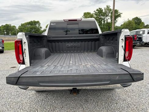 Used 2022 GMC Sierra 1500 SLT w/ SLT Convenience Package AWD/4WD image 11