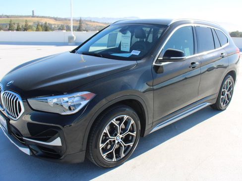 Used 2021 BMW X1 xDrive28i w/ Convenience Package image 6