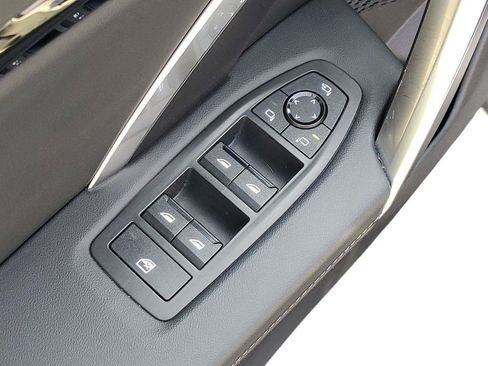 Used 2025 BMW X1 xDrive28i AWD/4WD image 7