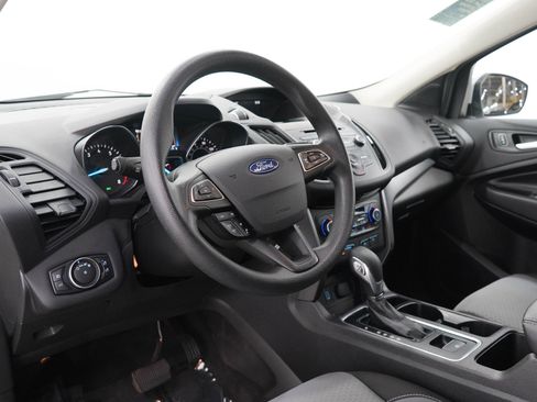 Used 2018 Ford Escape SE w/ Ford Safe & Smart Package AWD/4WD image 24