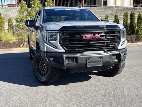 Used 2024 GMC Sierra 1500 AT4X w/ AT4X AEV Edition image 2