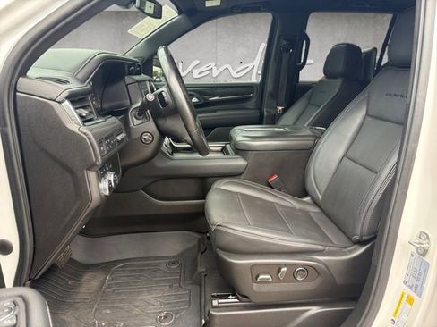 Used 2021 GMC Yukon Denali AWD/4WD image 19