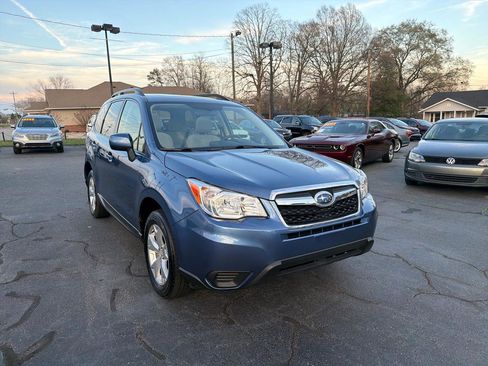 Used 2016 Subaru Forester 2.5i Premium w/ All-Weather Package image 10