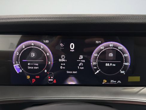 New 2026 Volkswagen Tiguan SE R-Line AWD/4WD image 21